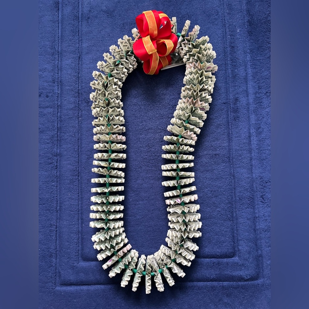 Graduation money lei $2 x 50 bills - choose ribbon color
